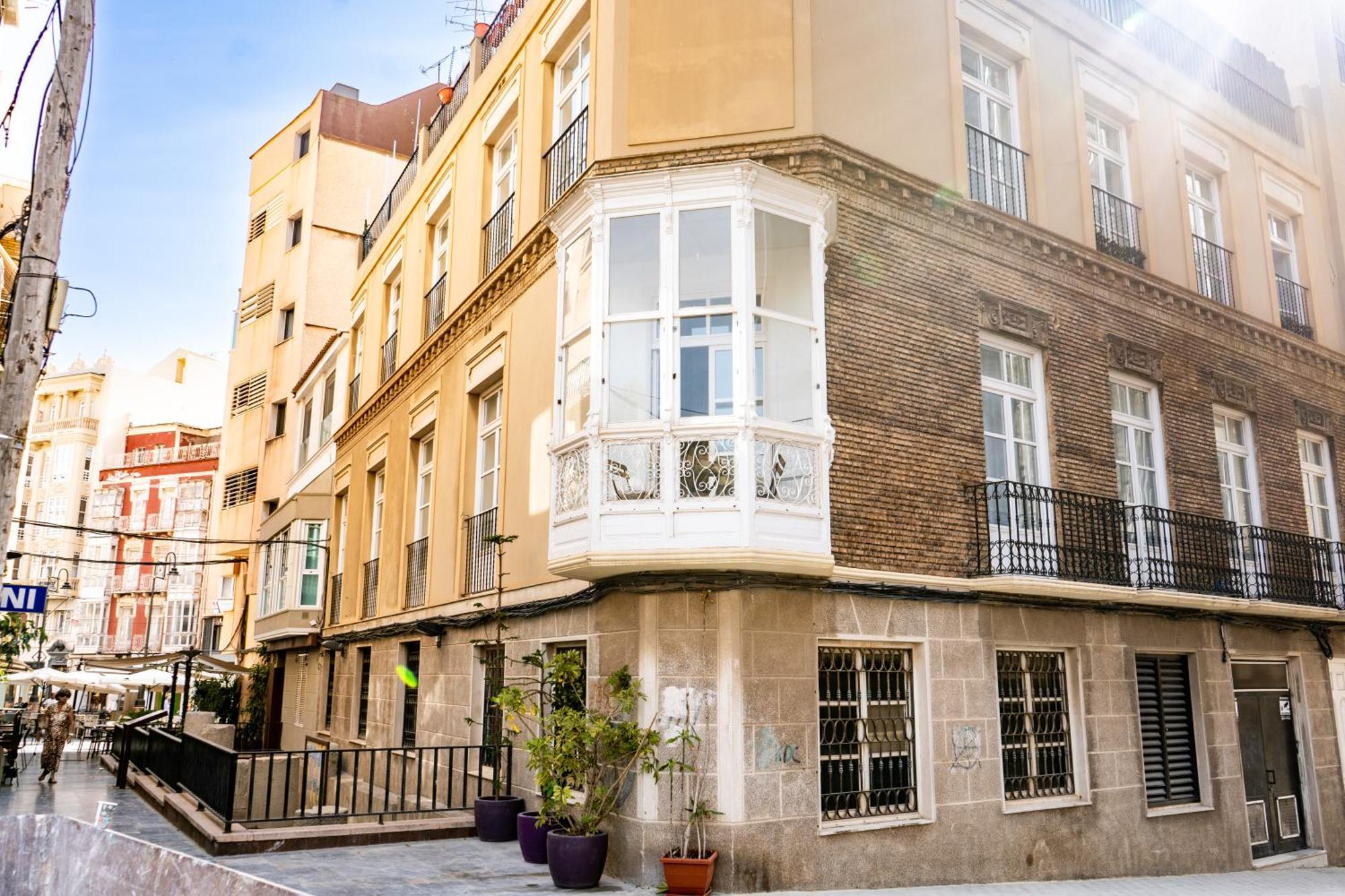 Apartamentos Turisticos Gran Via By Cartagenaspain 外观 照片